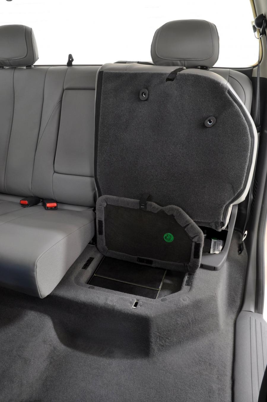  Chevrolet S10 4x4 Double Cab 2012 года  (фото 2 из 17)